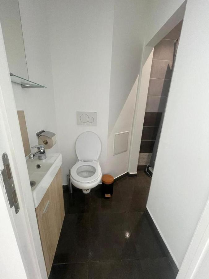 בריסל Schaerbeek Room 1 מראה חיצוני תמונה